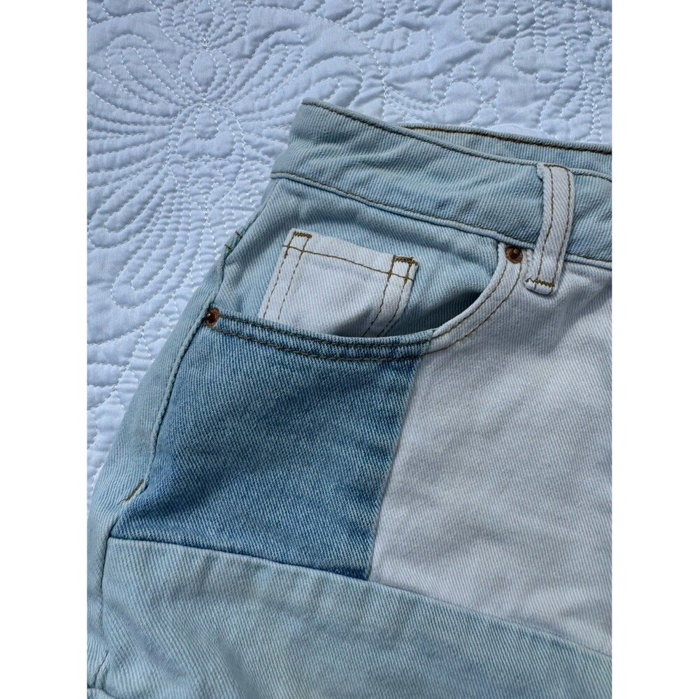 Pacsun mom jean shorts size 24 - Picture 2 of 9